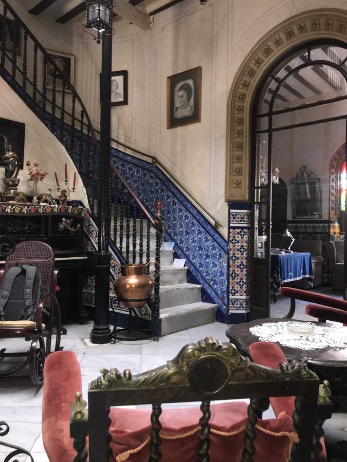 CASA SOLARIEGA EN LA CALLE PRINCIPAL DE VALVERDE