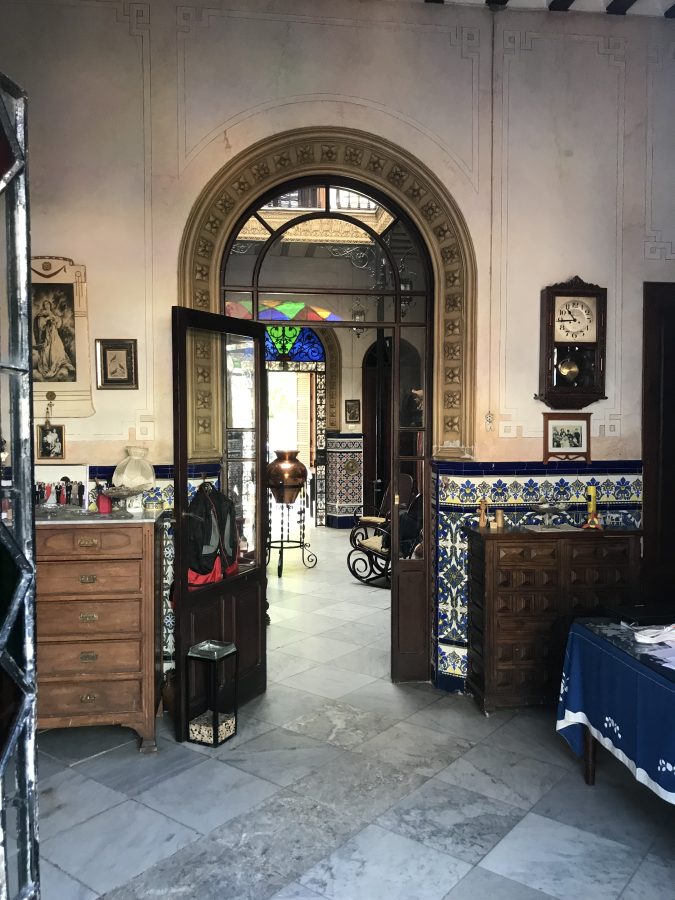 CASA SOLARIEGA EN LA CALLE PRINCIPAL DE VALVERDE