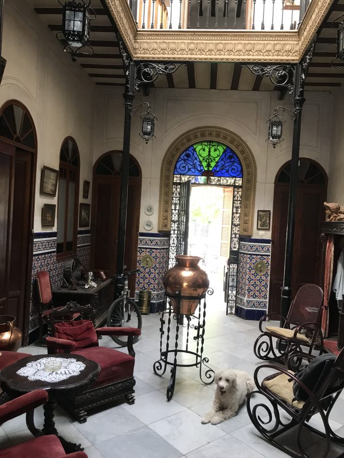 CASA SOLARIEGA EN LA CALLE PRINCIPAL DE VALVERDE