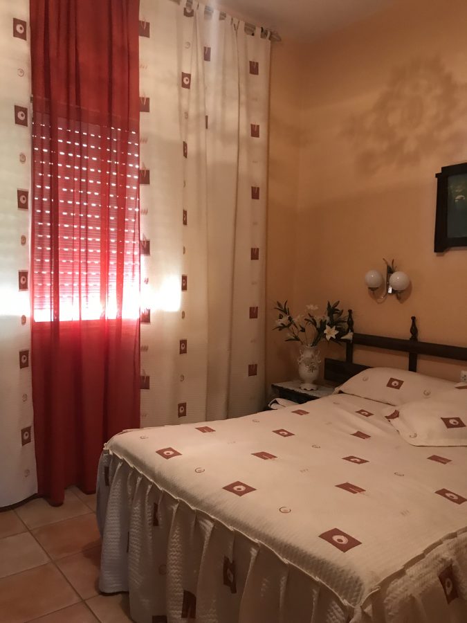 DOS CASAS DE AUTENTICO CAMPO EN LOS PINOS