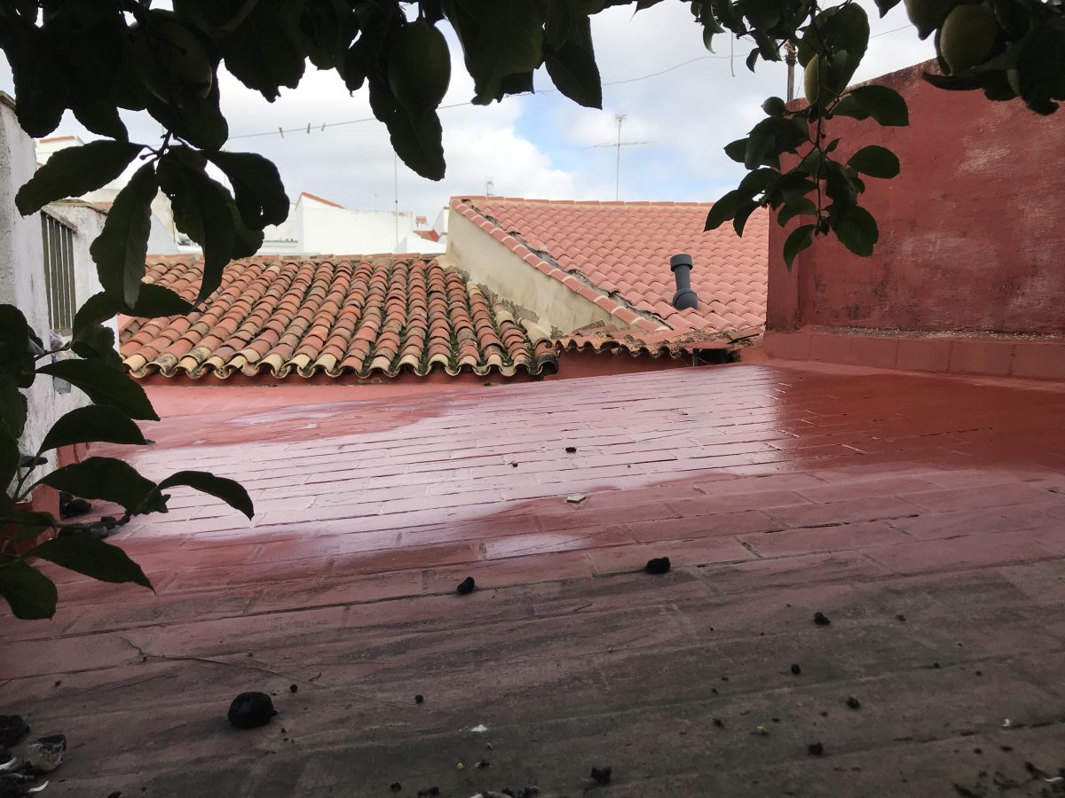 CASA PARA REFORMA O DERRIBO