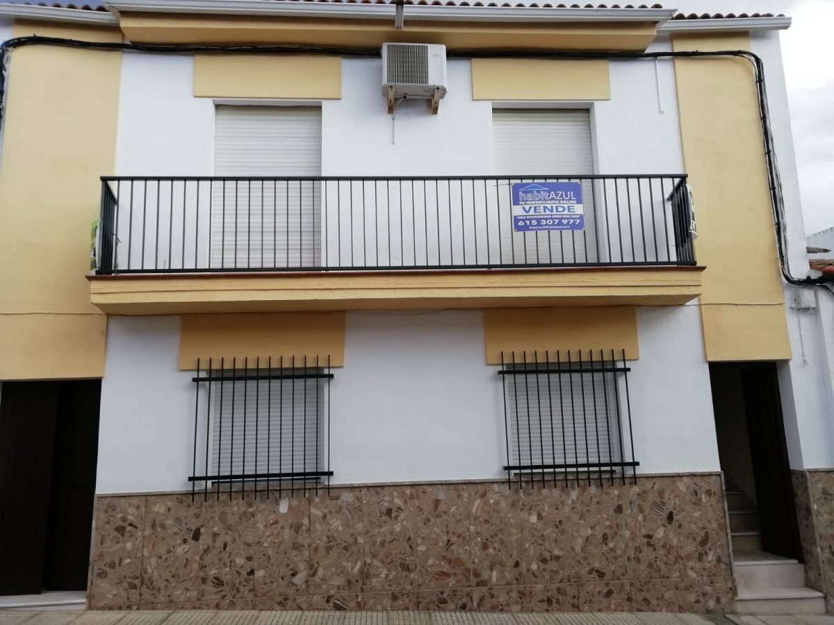 PISO CON BONITAS VISTAS EN CALAÑAS