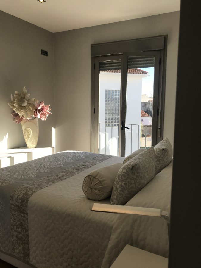 CASA DE RECIENTE COSNTRUCIÓN DOBLE ALTURA