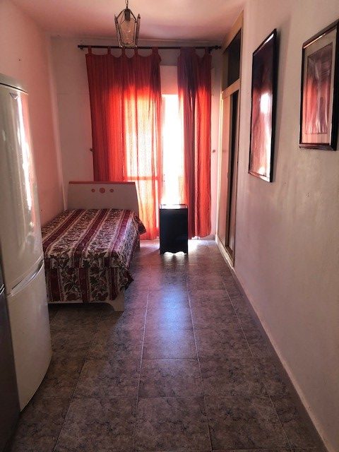 PISO CON MAGNIFICA UBICACIÓN Y TERRAZA