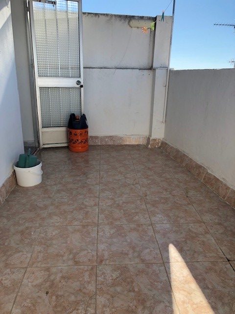 PISO CON MAGNIFICA UBICACIÓN Y TERRAZA