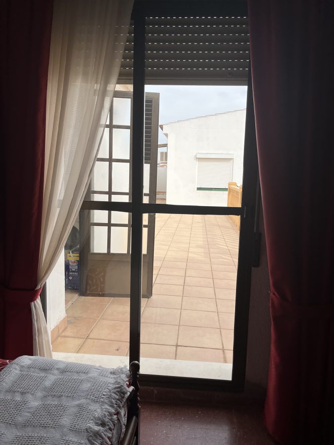 PRECIOSA CASA EN ZONA TRANQUILA