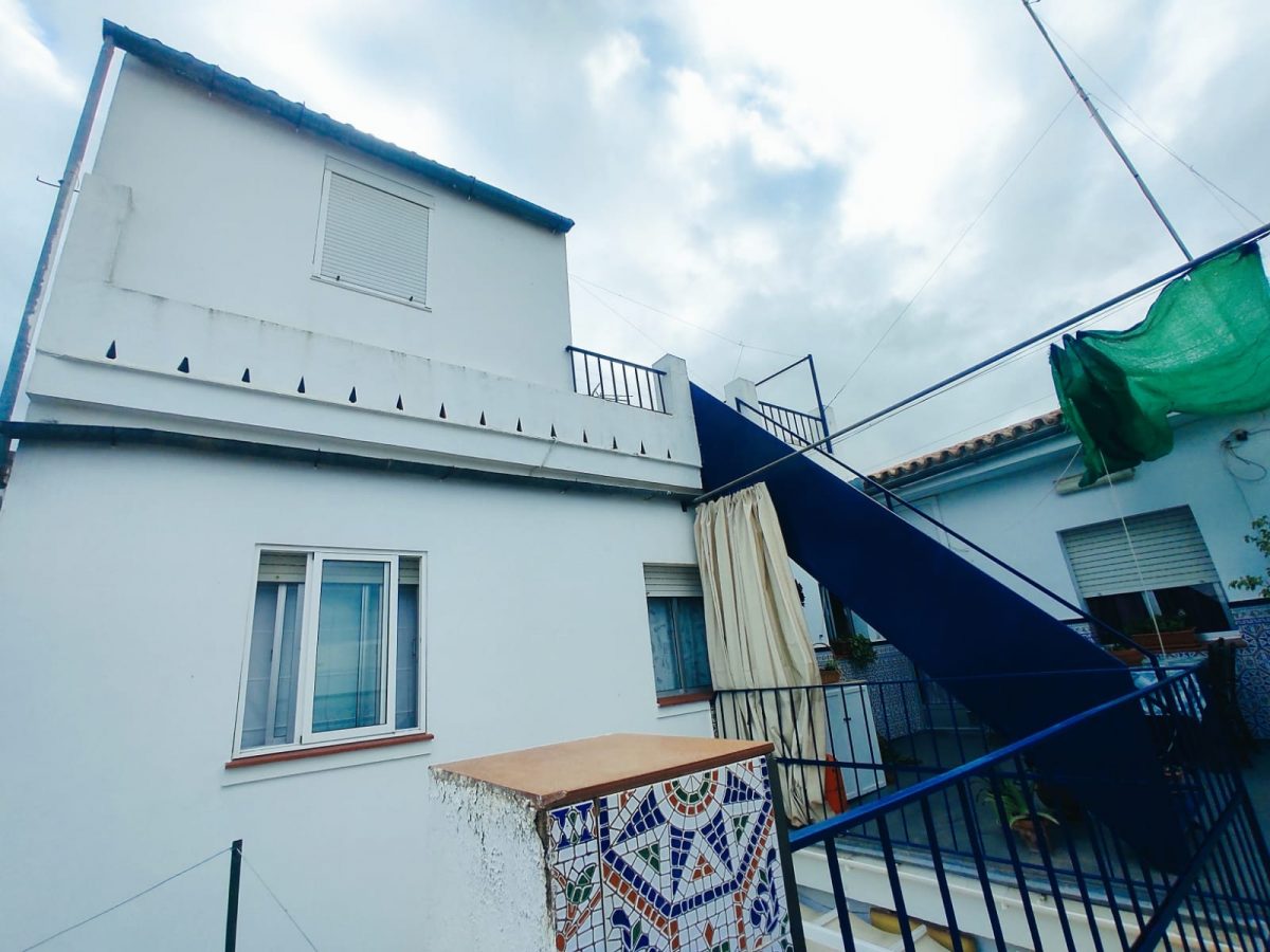 PISO PATIO Y TERRAZA E INMEJORABLE SITUACIÓN