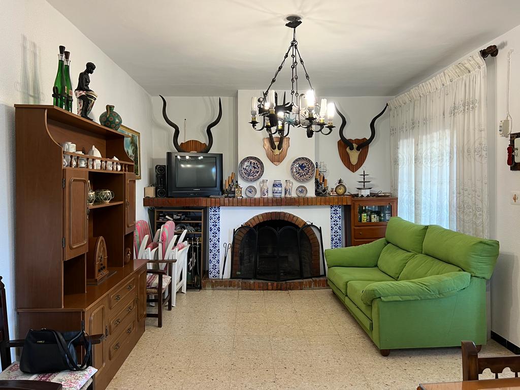 BONITO CHALET EN PUENTE