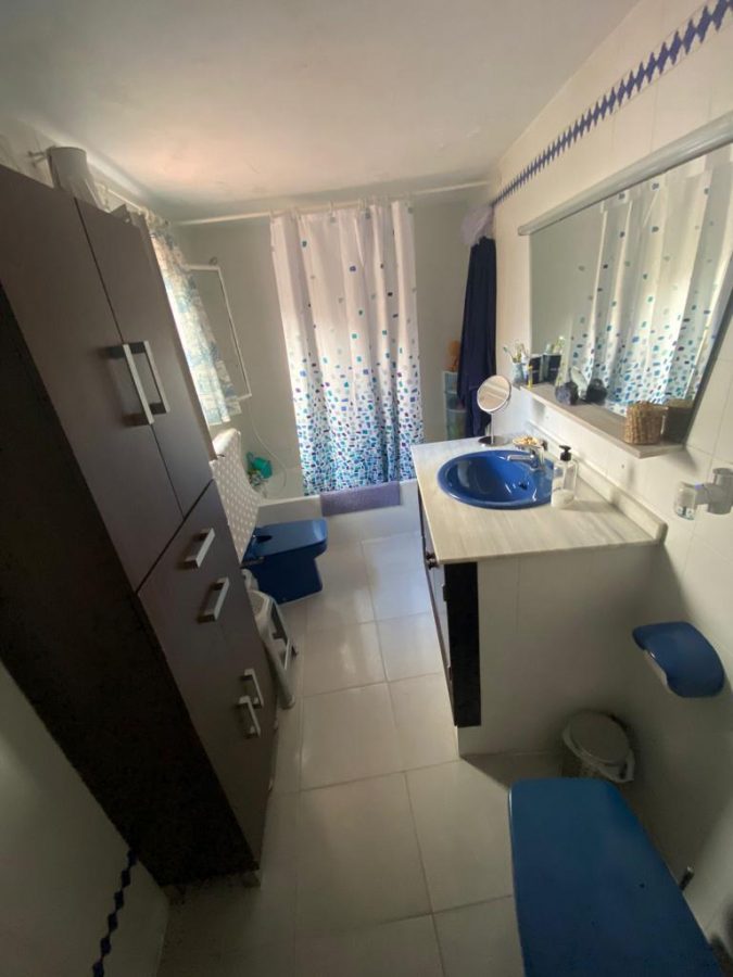CASA UNIFAMILIAR EN BUENA ZONA