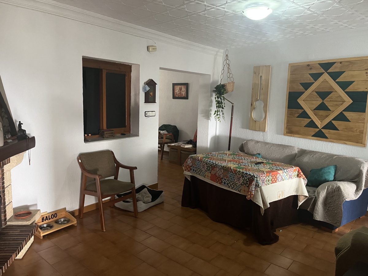 PISO CÉNTRICO PARA ENTRAR A VIVIR CON TERAZA
