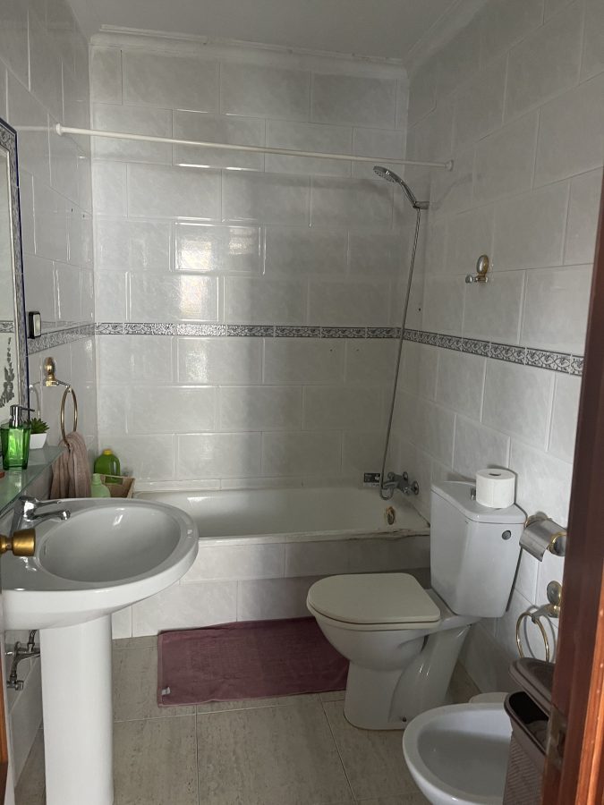 PISO CÉNTRICO PARA ENTRAR A VIVIR CON TERAZA