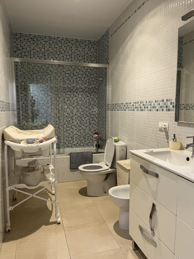 PISO PRIMERAS CALIDADES CON BUHARDILLA