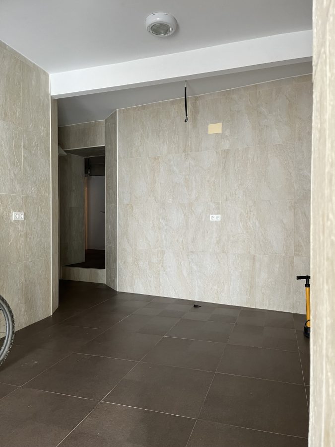PISO NUEVO Y SALÓN COMERCIAL