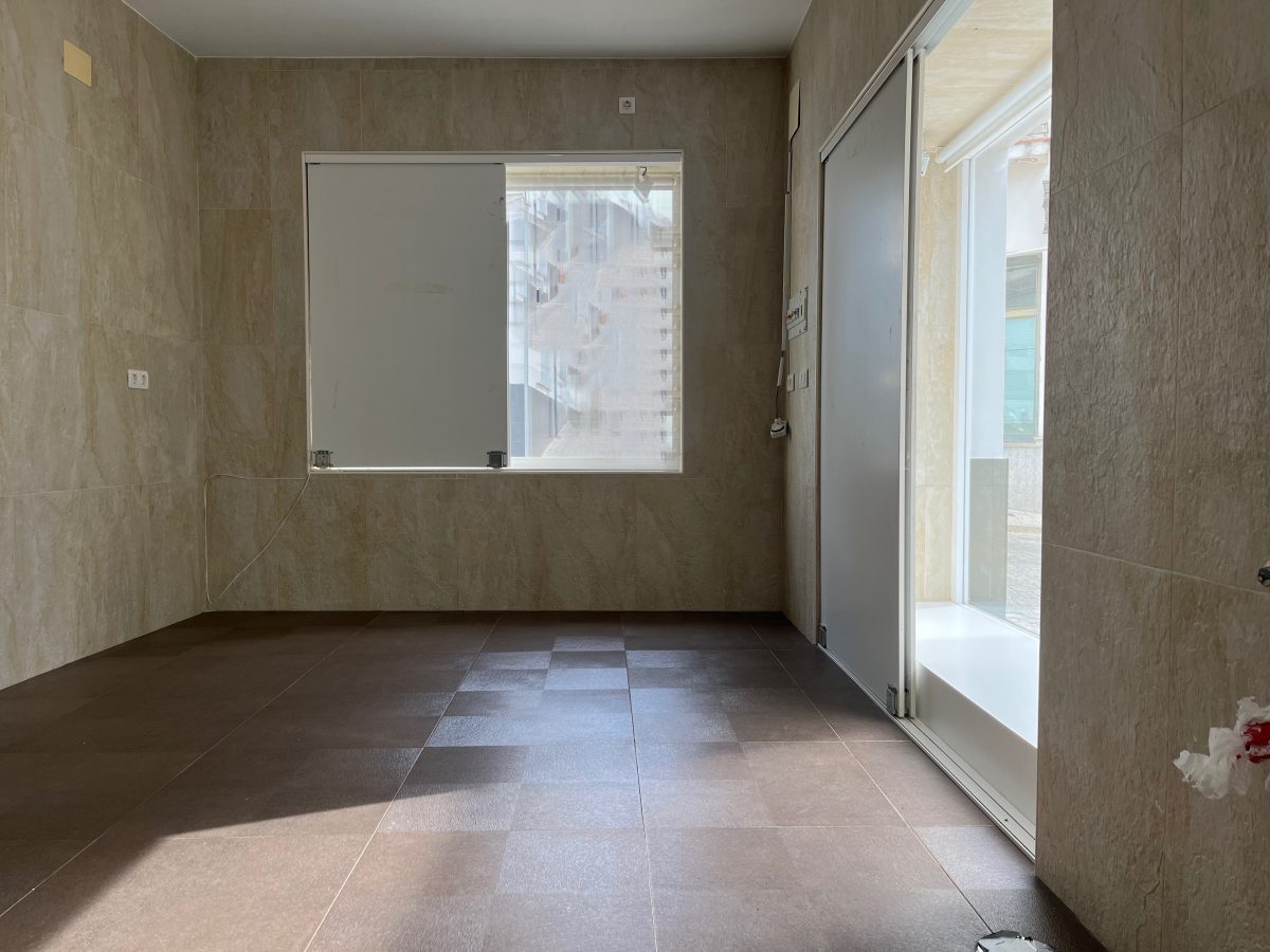 PISO NUEVO Y SALÓN COMERCIAL