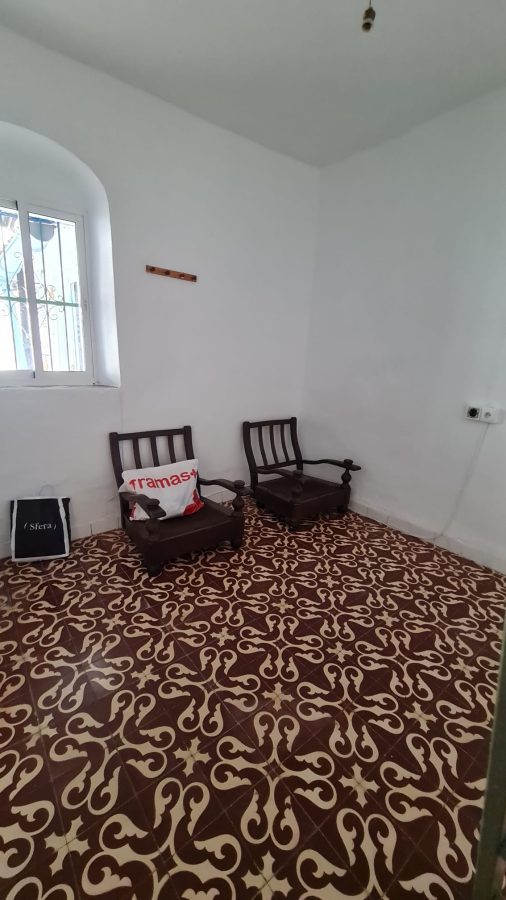 VIVIENDA EN TRIANA CUBIERTA NUEVA