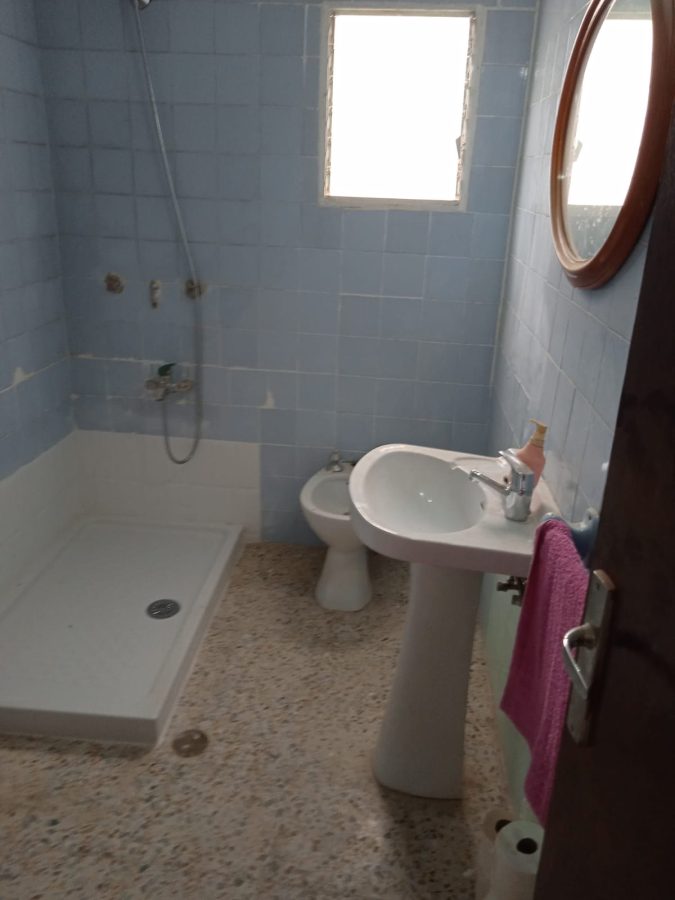 PISO CÉNTRICO CON TERRAZA