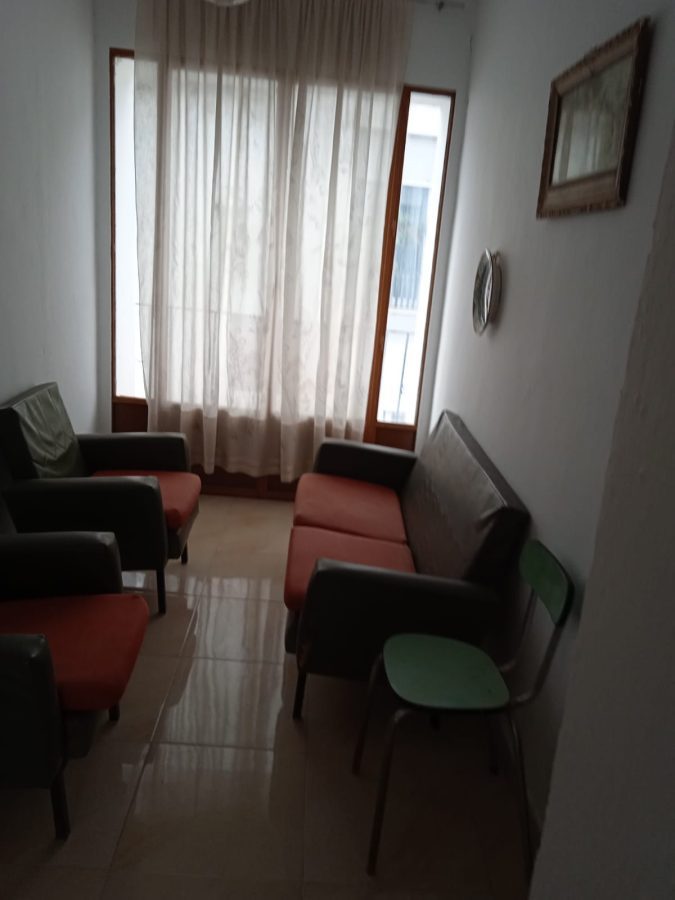 PISO CÉNTRICO CON TERRAZA