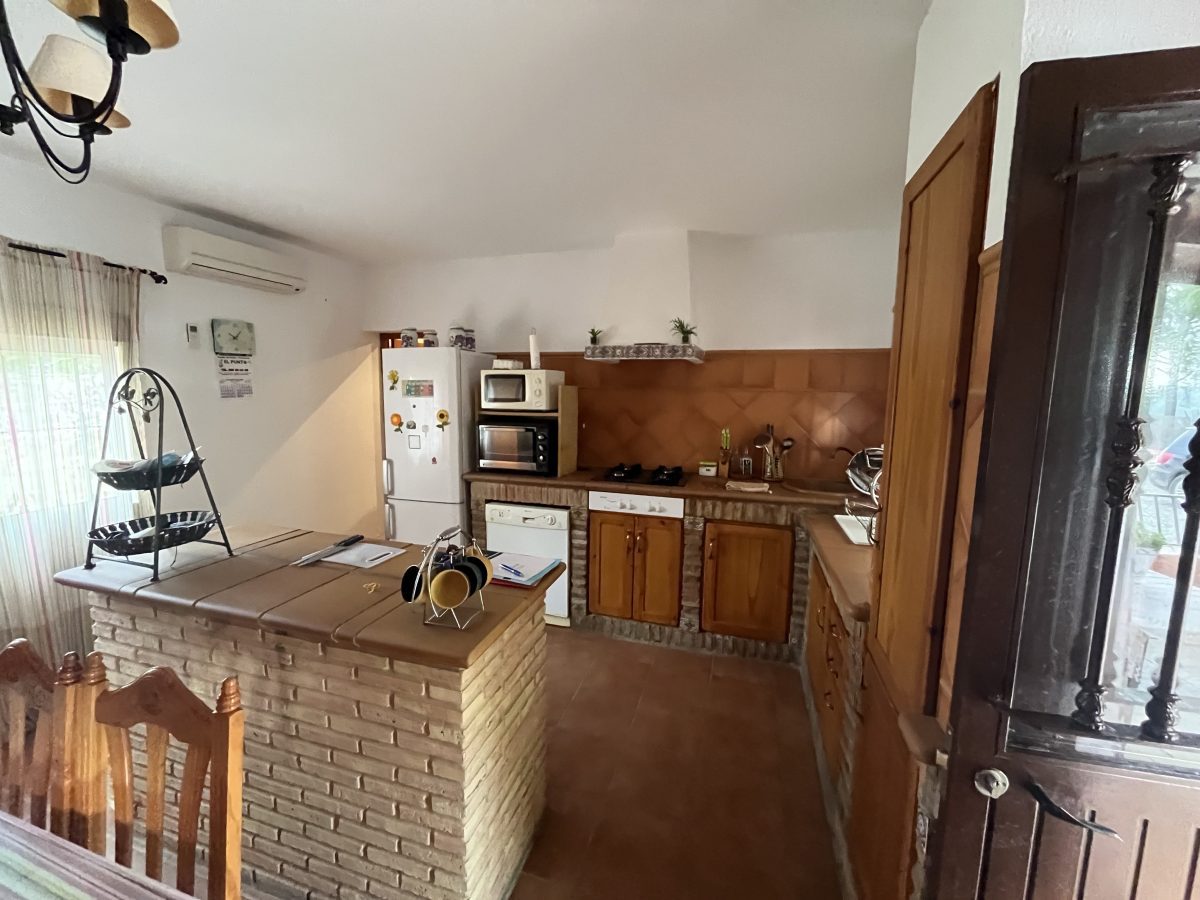 CHALET CON MIRADOR Y PISCINA EN PUENTE