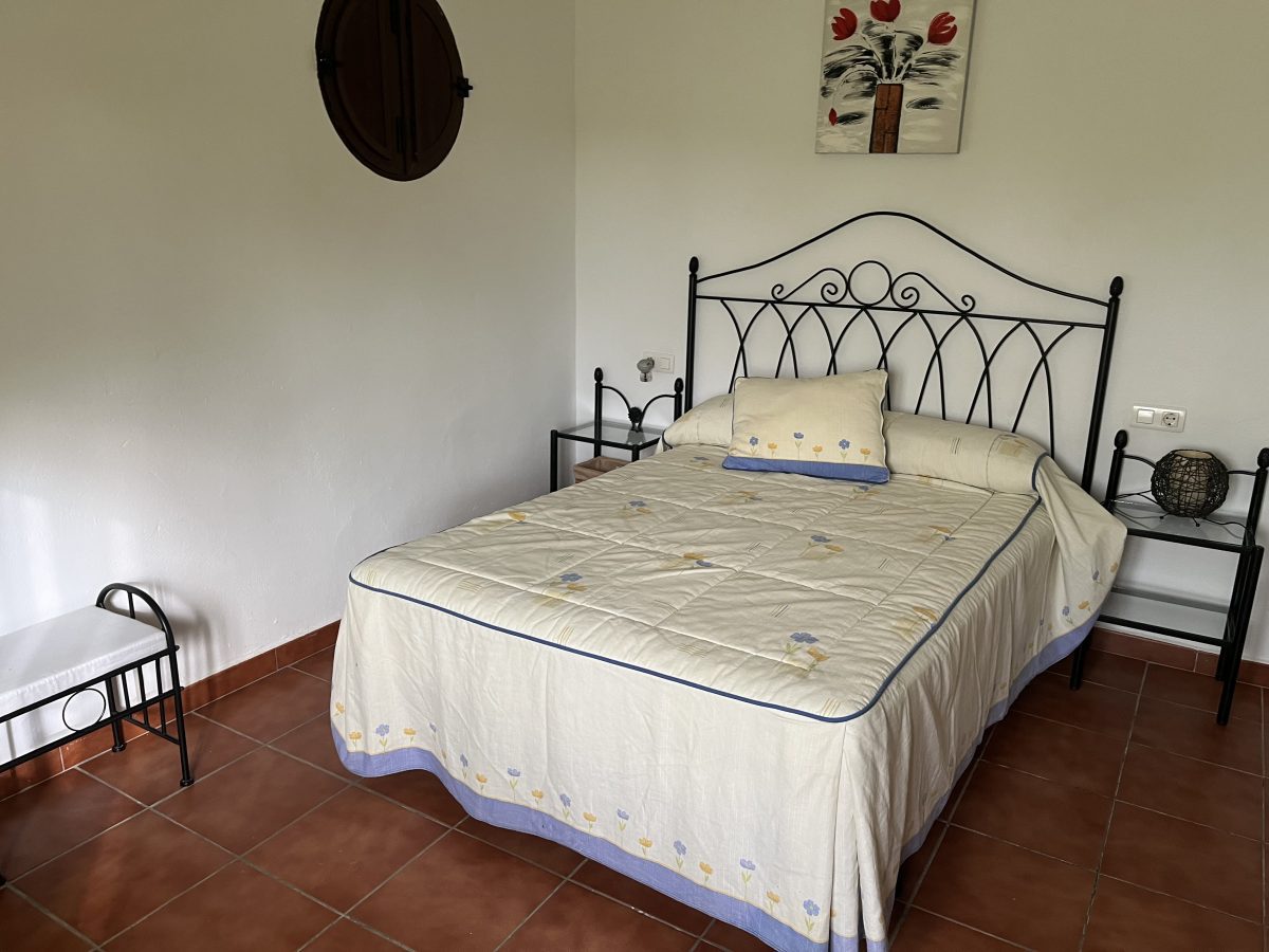 CHALET CON MIRADOR Y PISCINA EN PUENTE