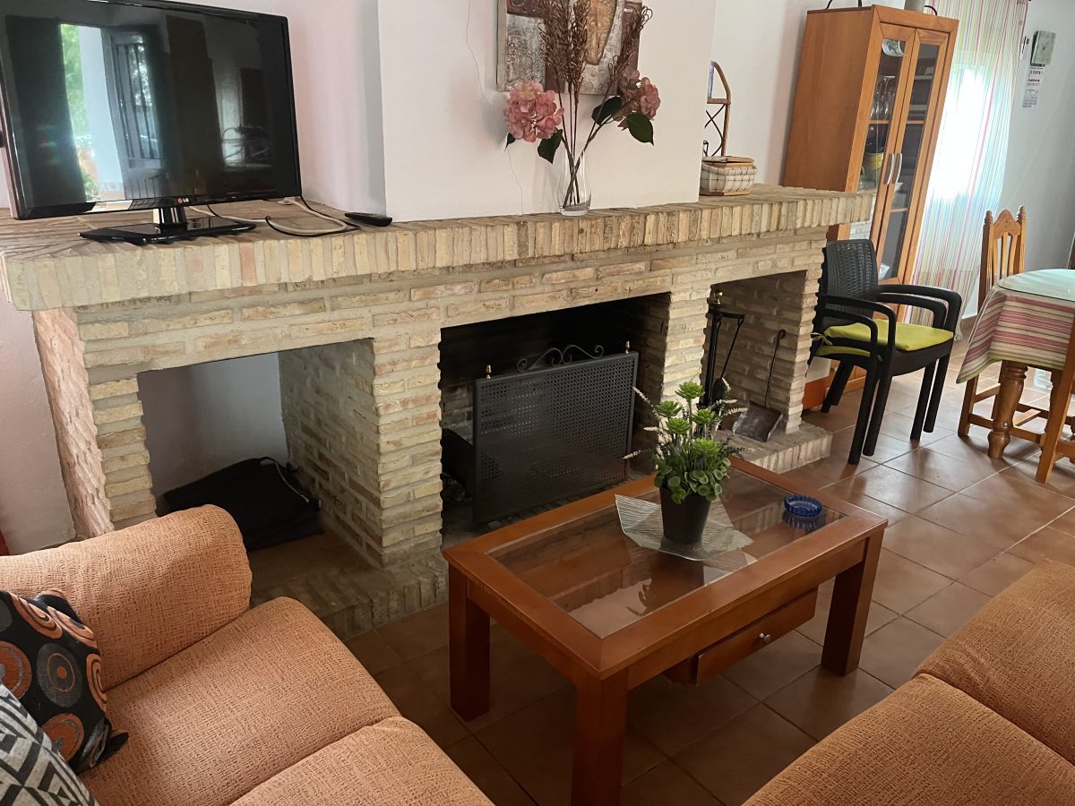 CHALET CON MIRADOR Y PISCINA EN PUENTE