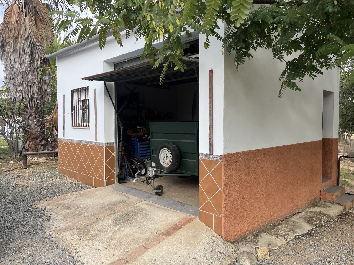 CHALET CON MIRADOR Y PISCINA EN PUENTE