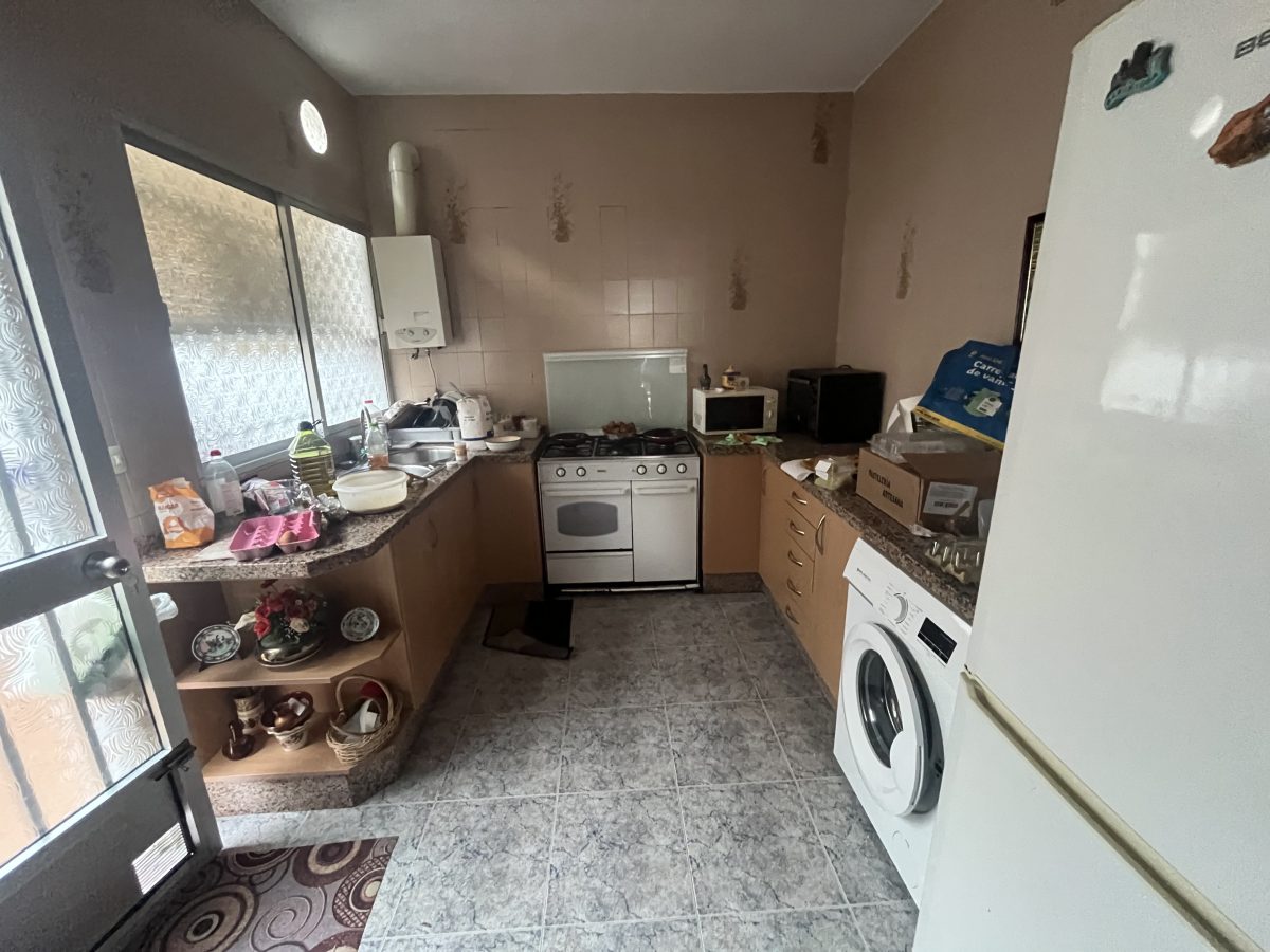 VIVIENDA PLANTA BAJA CON PATIO Y AZOTEA
