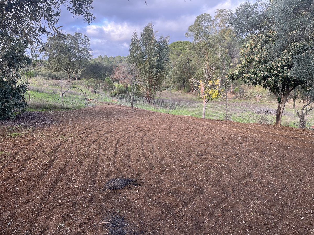 CASA DE CAMPO EN RABOCONEJO CON ALBERCA