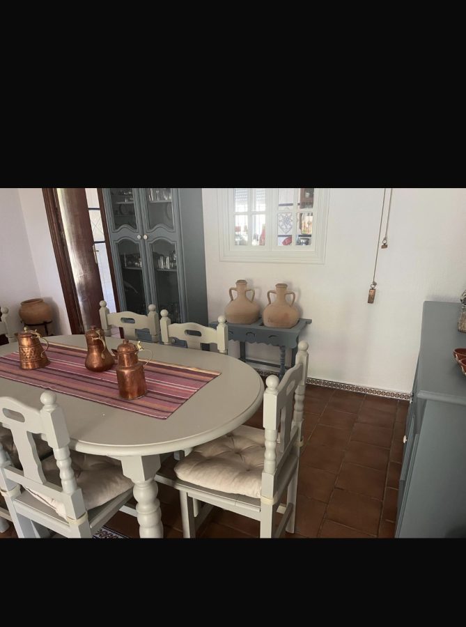 CHALET EN LOS PINOS CON INMEJORABLE UBICACIÓN
