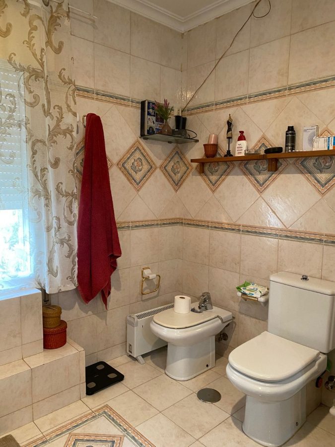 VIVIENDA UNIFAMILIAR CON GARAJE INDEPENDIENTE