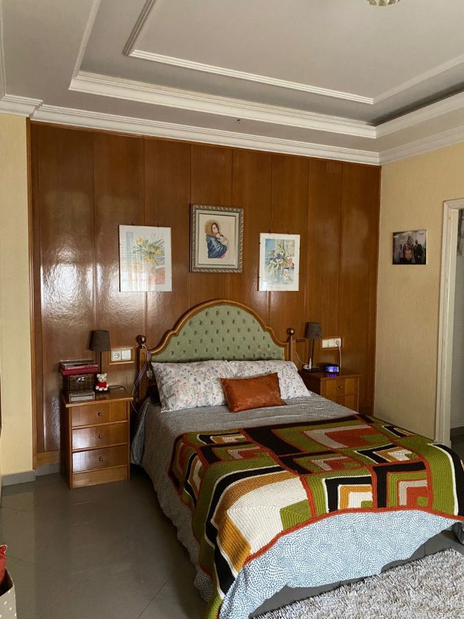 VIVIENDA UNIFAMILIAR CON GARAJE INDEPENDIENTE