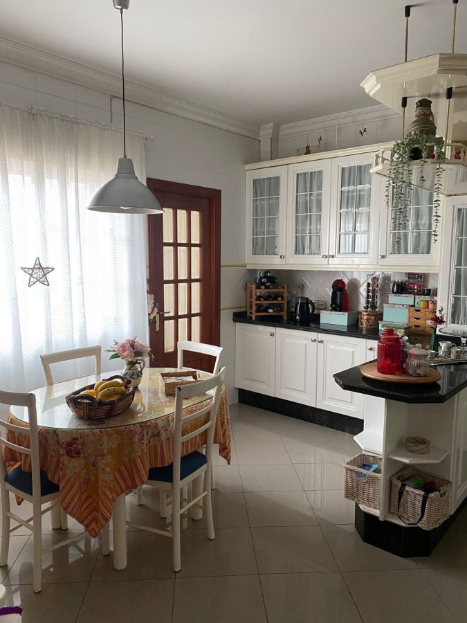 VIVIENDA UNIFAMILIAR CON GARAJE INDEPENDIENTE