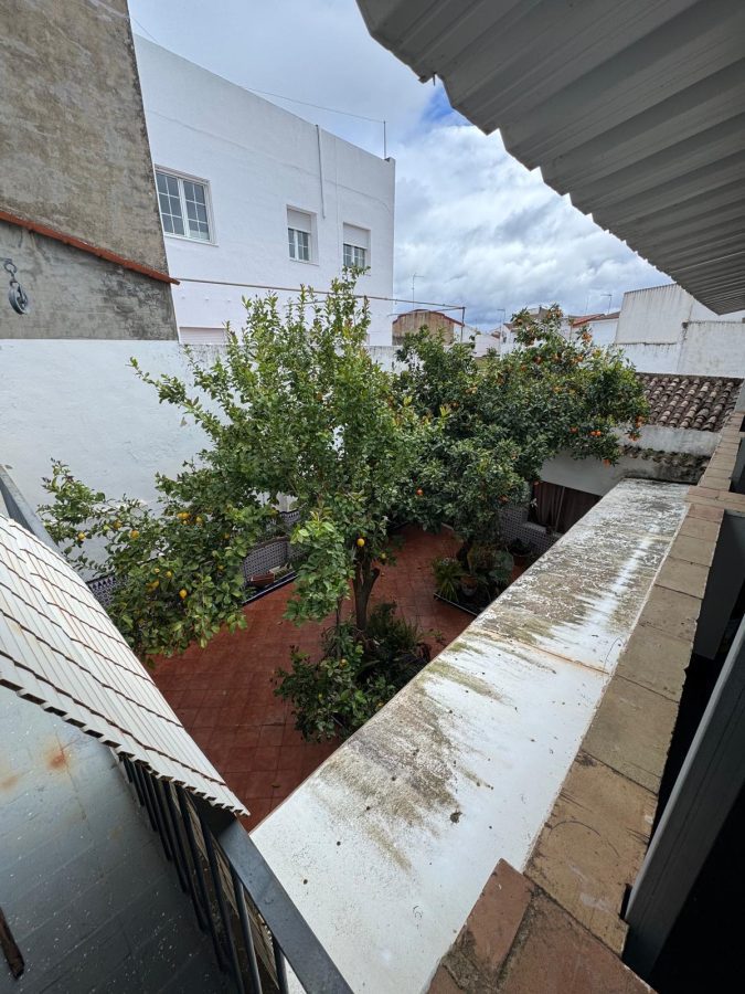 ESPECTACULAR CASA DE DOS PLANTAS
