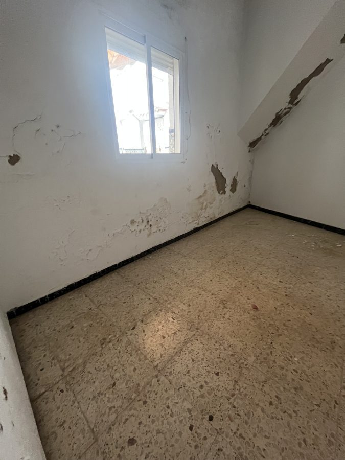 VIVIENDA Y PISO EN ZONA CENTRO