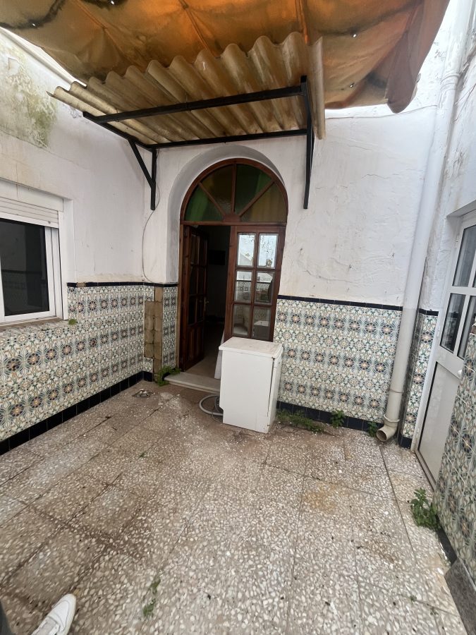 VIVIENDA Y PISO EN ZONA CENTRO