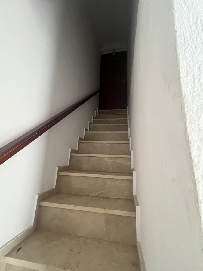 VIVIENDA Y PISO EN ZONA CENTRO