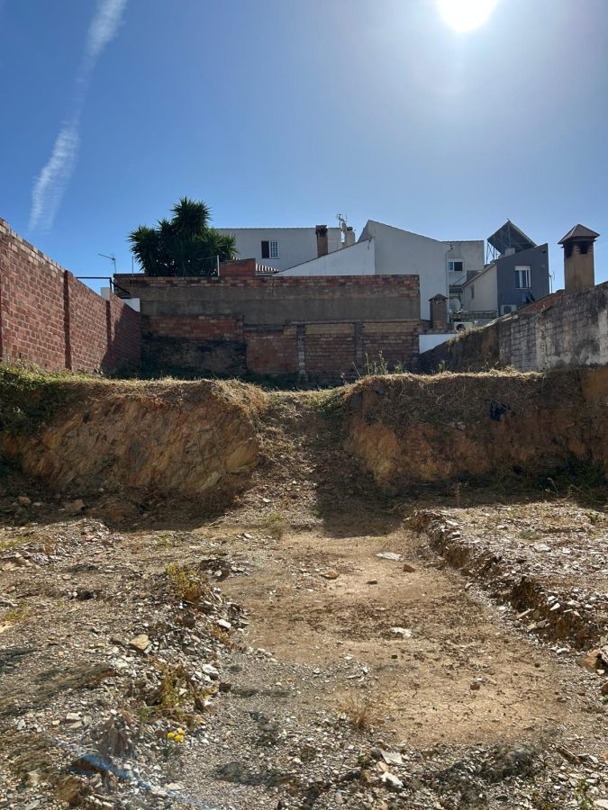 VIVIENDA EN TRIANA PARA OBRAR