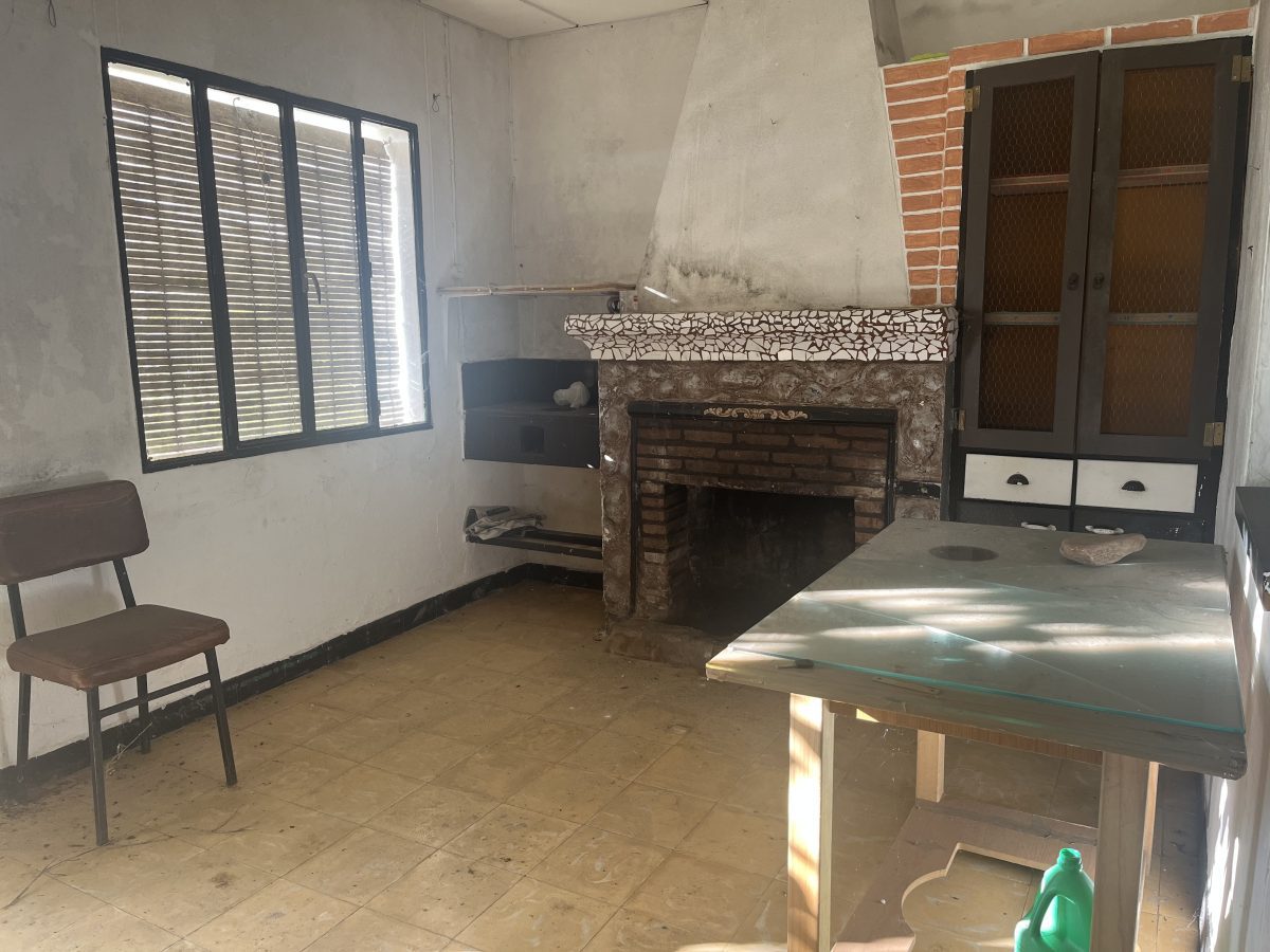COQUETA CASA PARA REFORMAR EN LOS PINOS