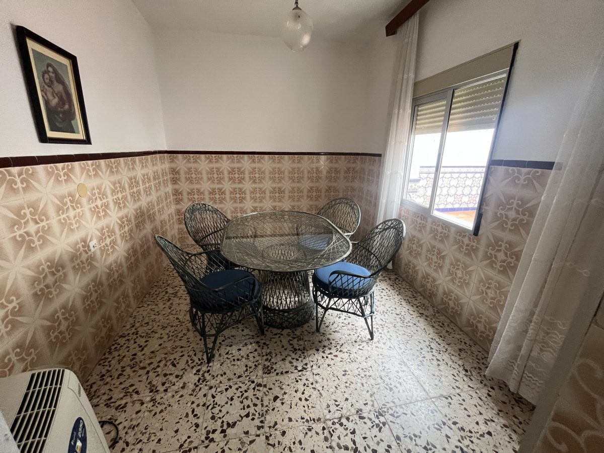 PLANTA BAJA CON PATIO