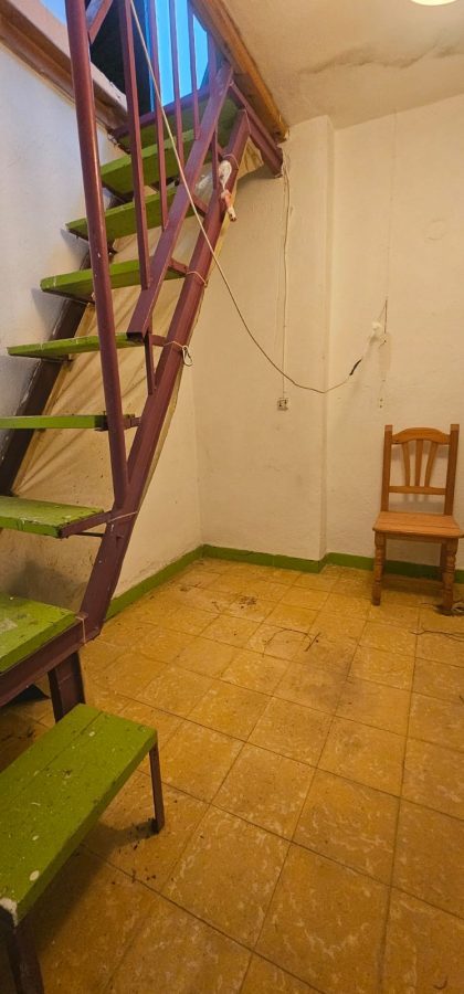 COQUETA CASA PARA REFORMAR EN LOS PINOS