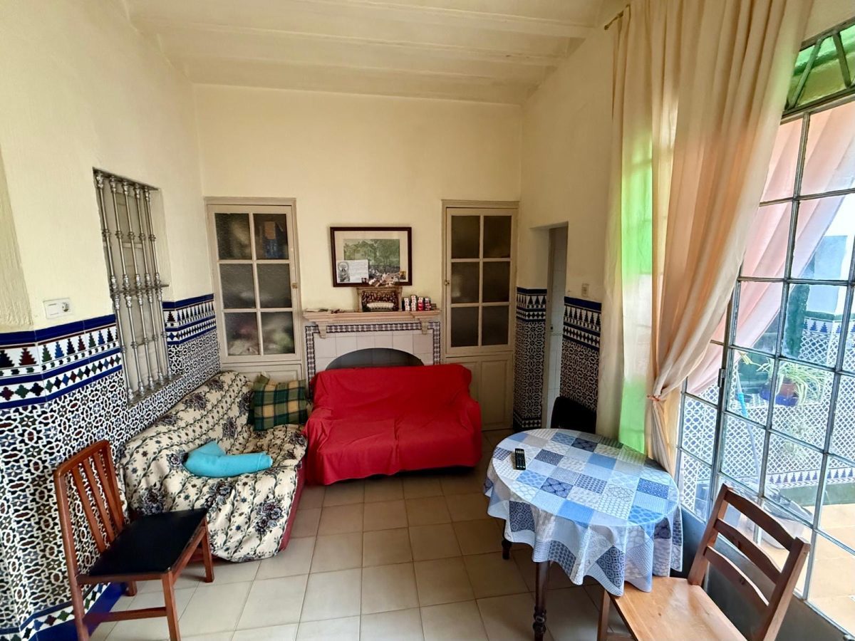 PLANTA BAJA CENTRO CON PATIO