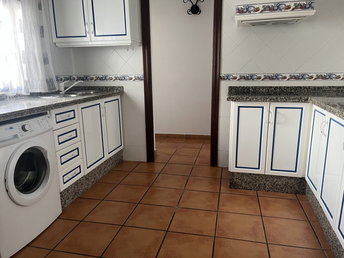PISO CON TERAZA EN EL CENTRO