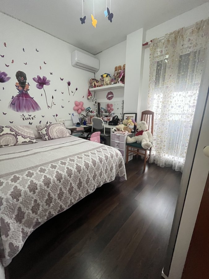 PISO EN ZONA TRANQUILA CON GARAJE Y TRASTERO