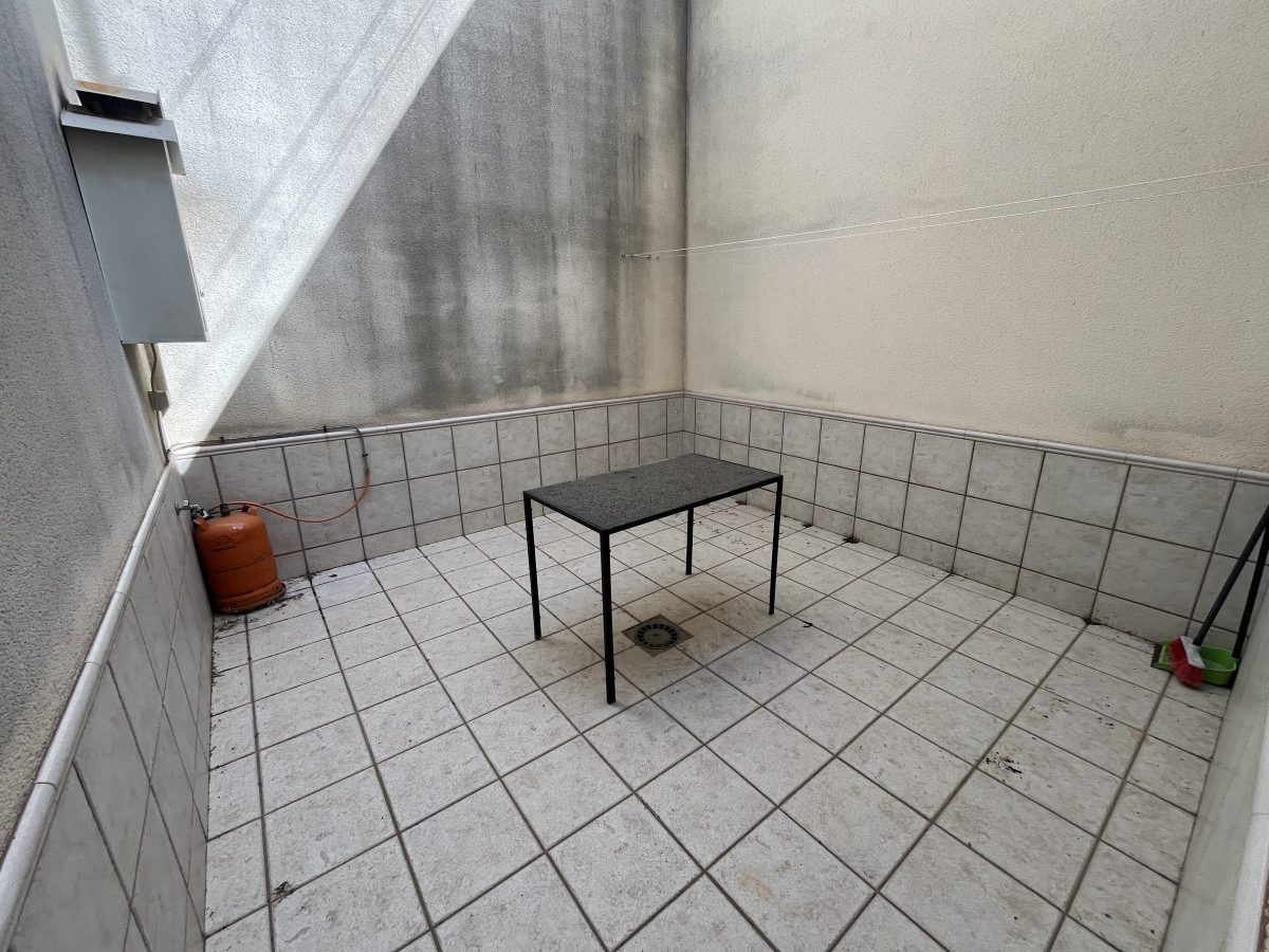PLANTA BAJA CON PATIO